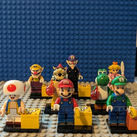 8 Minifigures - Super Mario Brothers Brick Minifigure Toy Building Action Figure - Picture 1 of 5